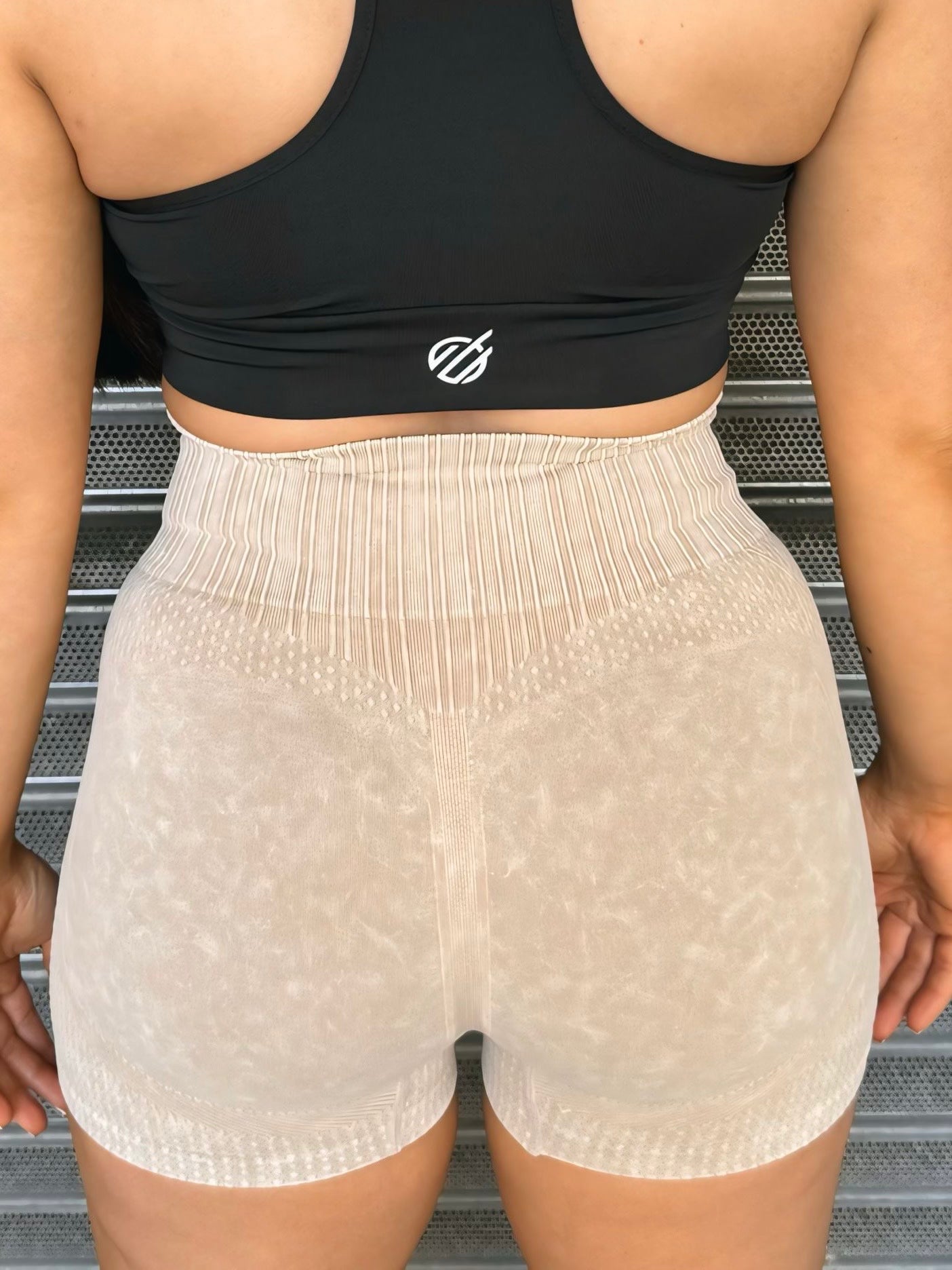 BC RARE TRAINING SHORTS in Beige
