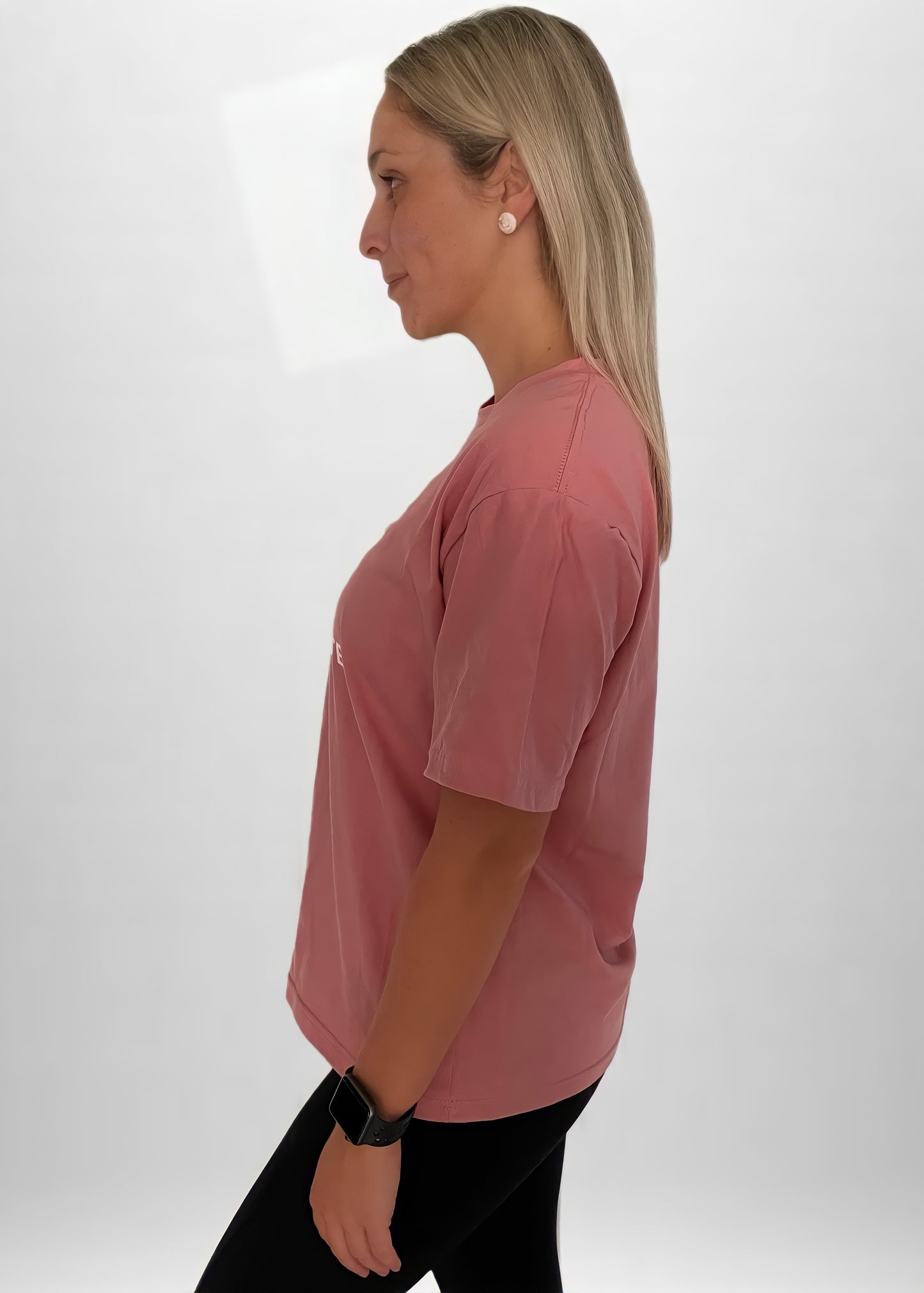 OMNI ORIGINAL WOMENS TEE in Salmon
