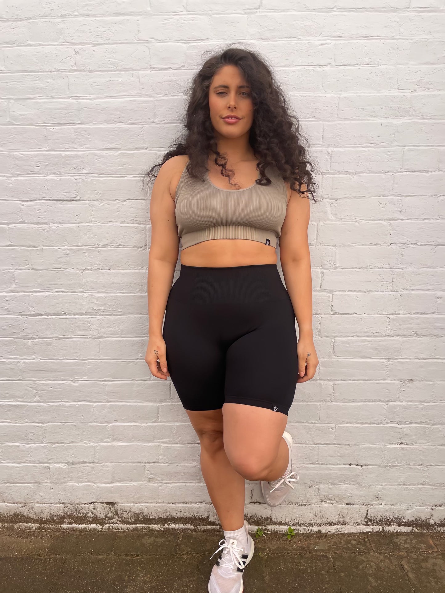 RIB SPORTS BRA in MOCHA