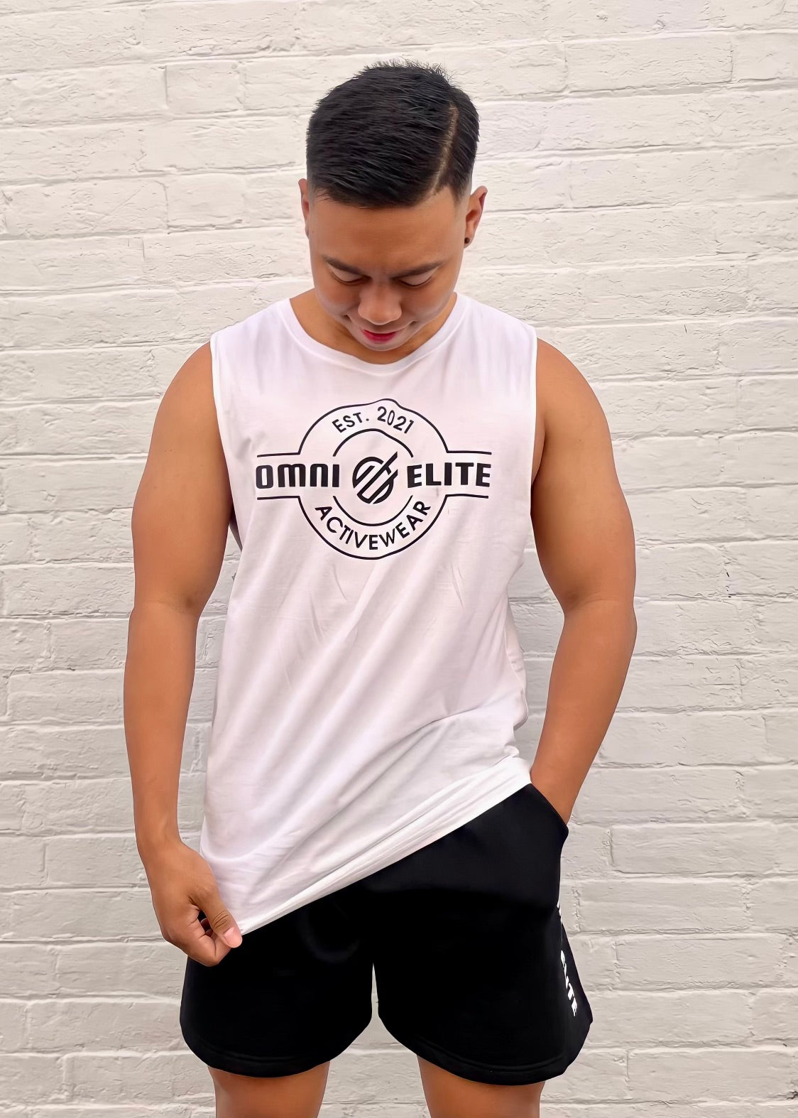 ESTABLISHED MUSCLE TANK in WHITE