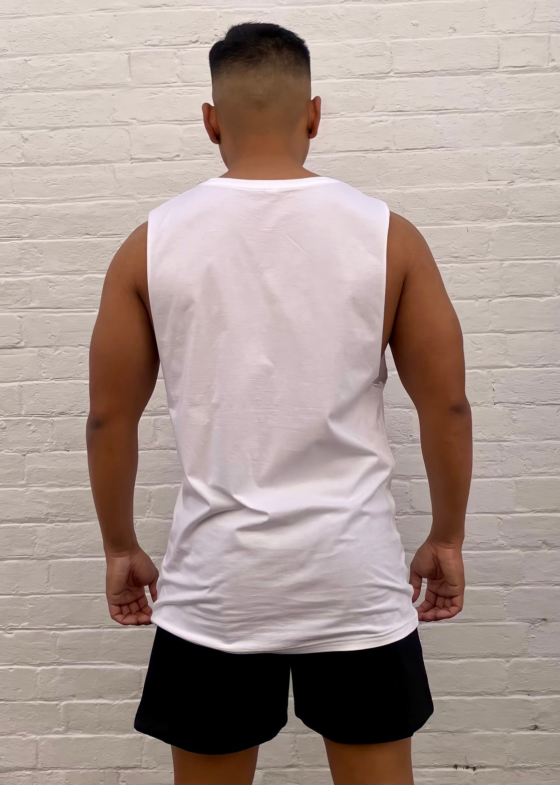 ESTABLISHED MUSCLE TANK in WHITE