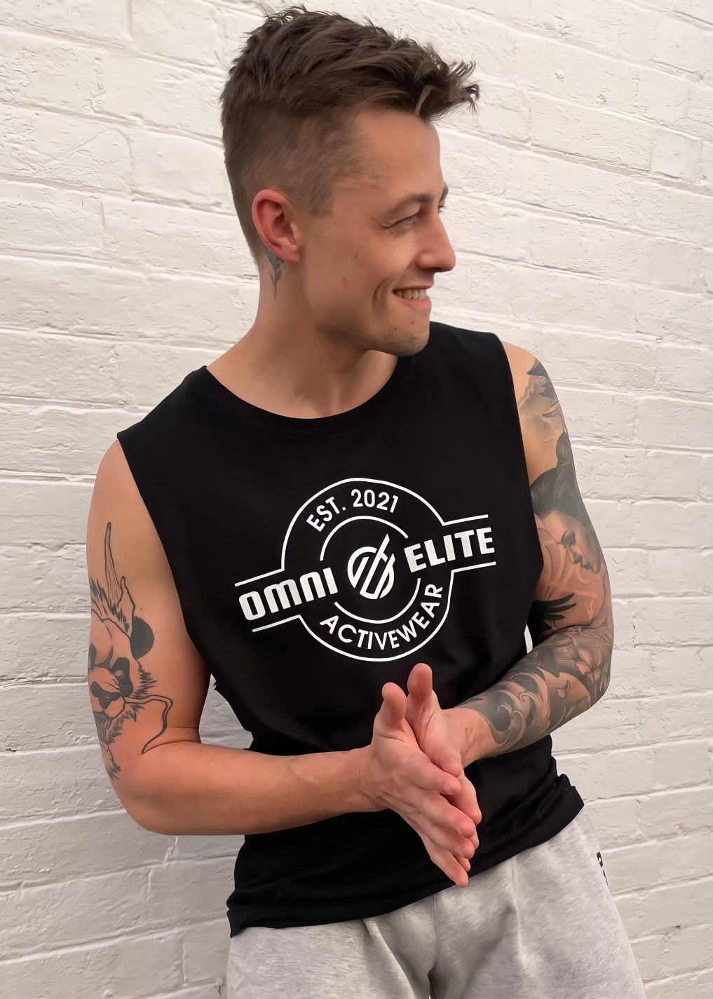 ESTABLISHED MUSCLE TANK in BLACK
