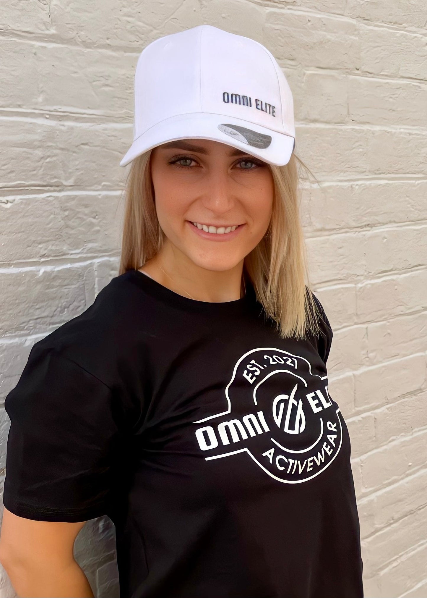 UNISEX OMNI ADJUSTABLE CAP in WHITE