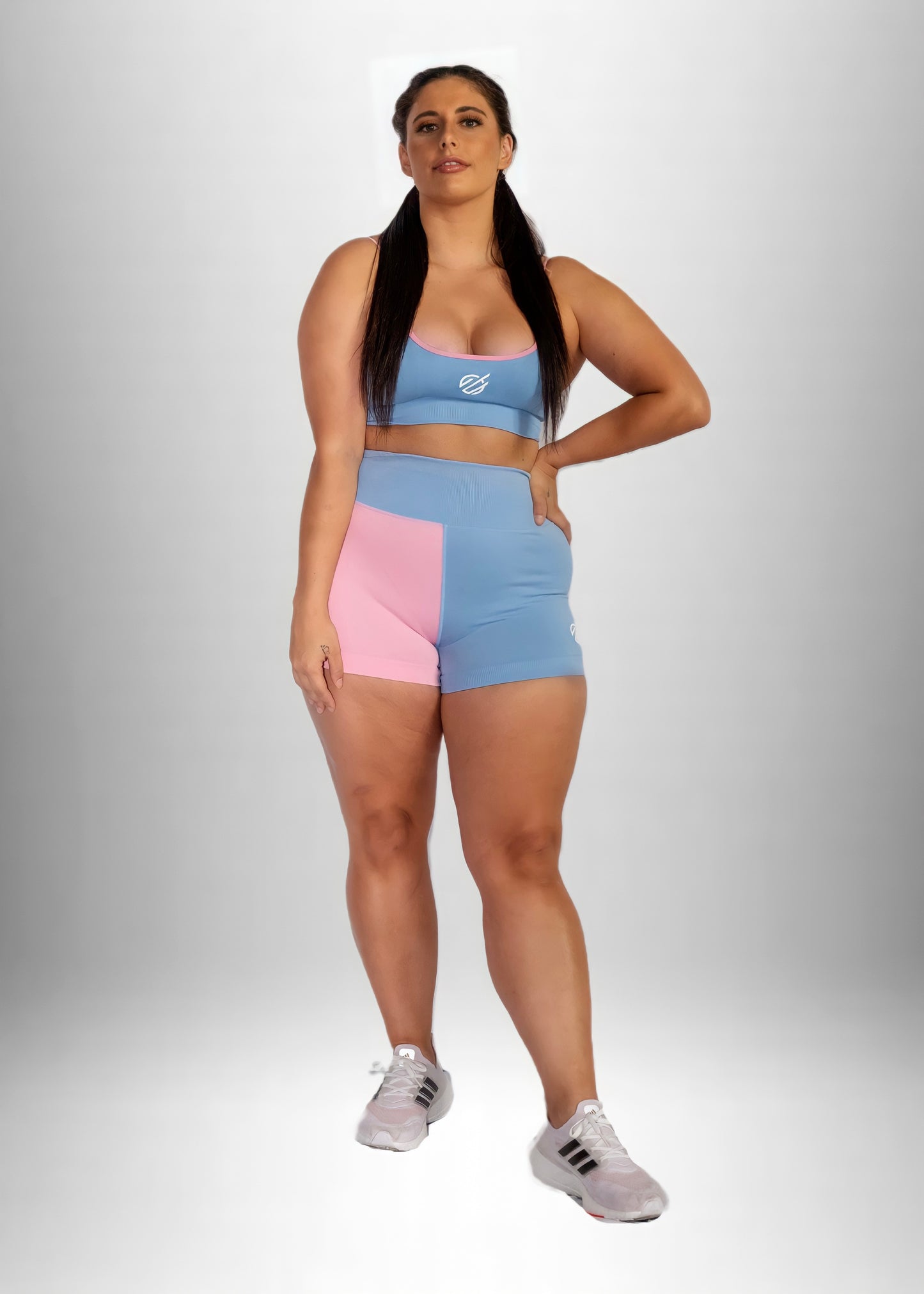 BRIGHT RY LOGO SPORTS BRA in Blue