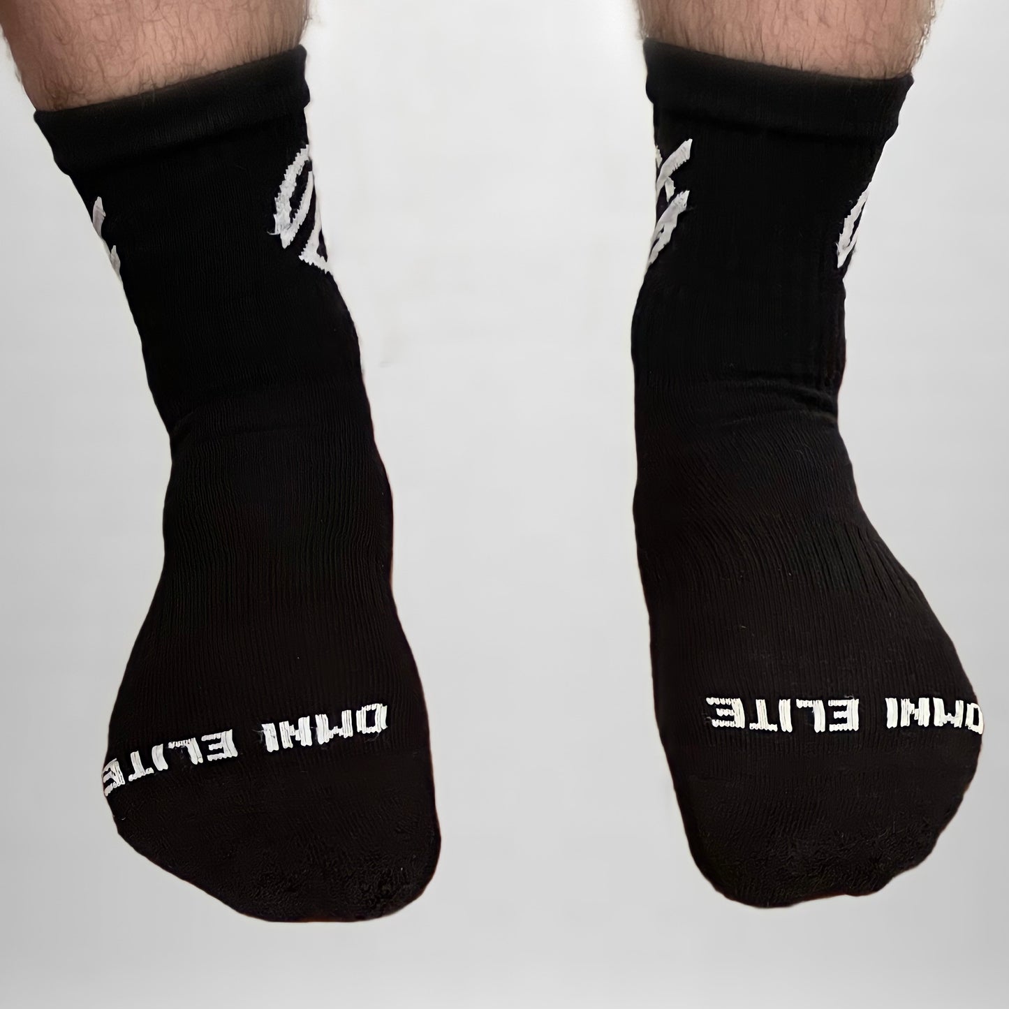 OE UNISEX CREW SOCKS (available in 2 different colours)