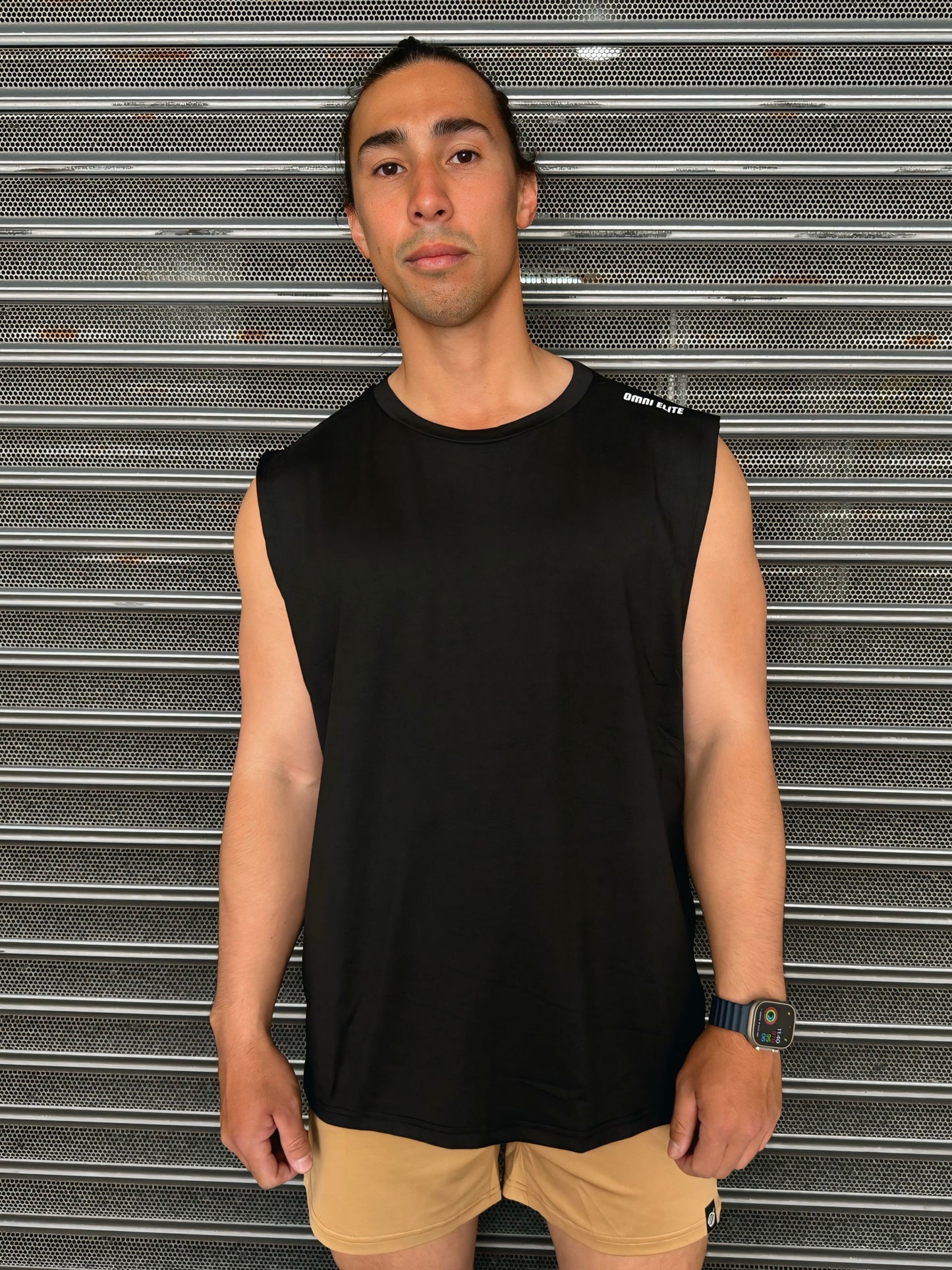 RC MUSCLE TANK in Black