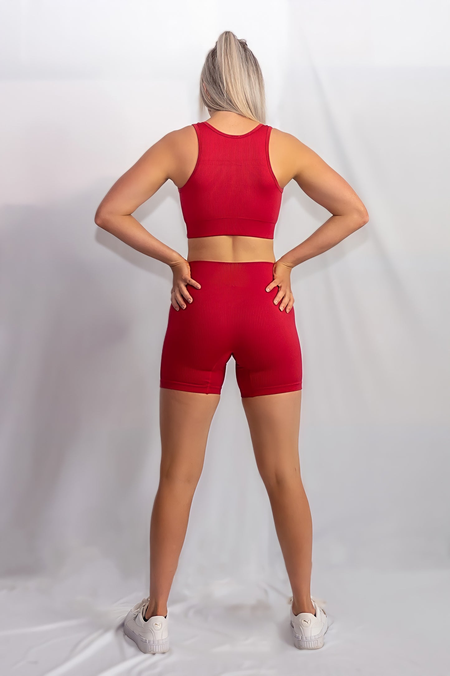 RIBBED COLLECT BIKE SHORTS in Red